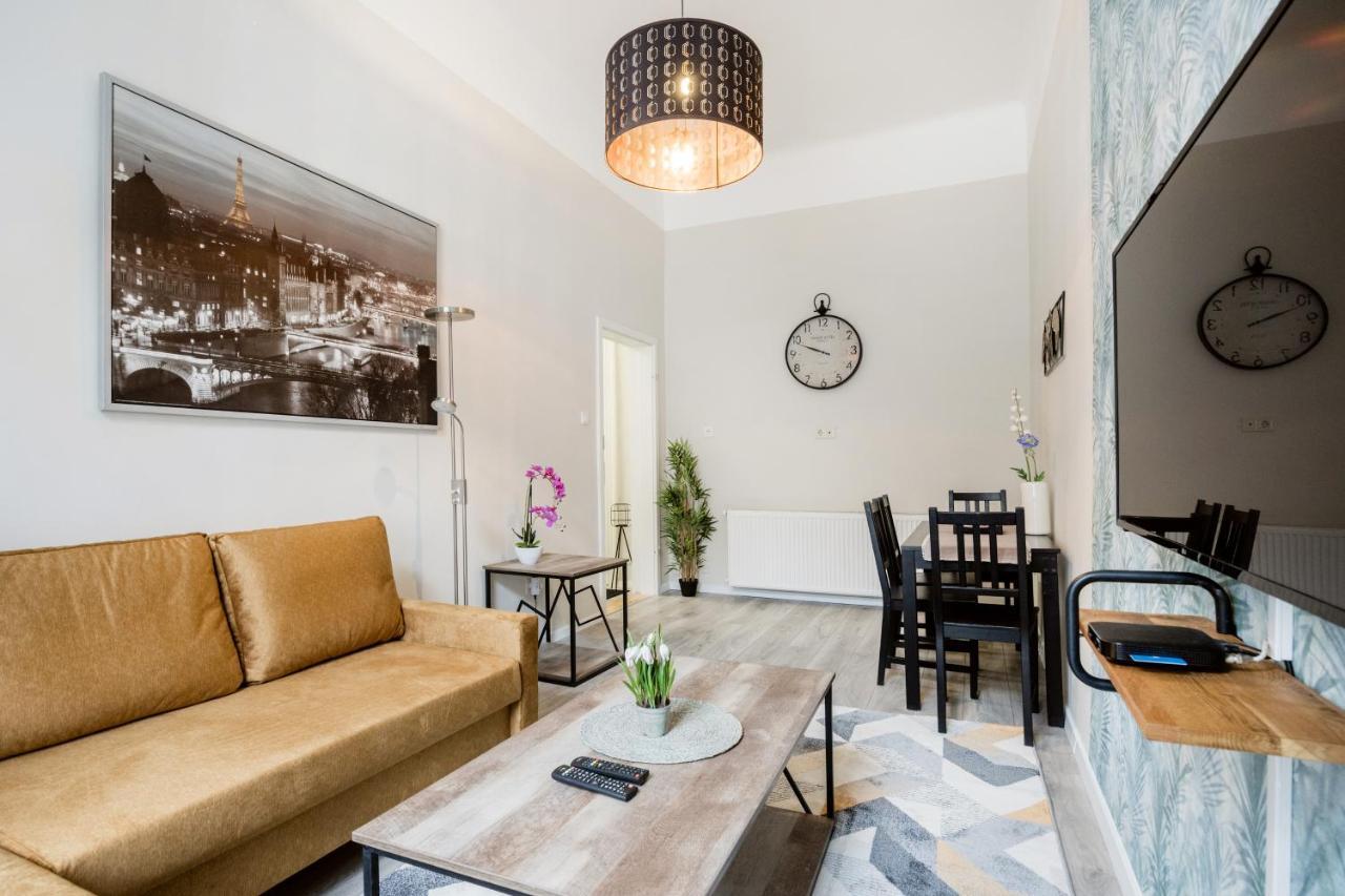 O Street 3 Bedroom Stylish Apartment Budapeşte Dış mekan fotoğraf